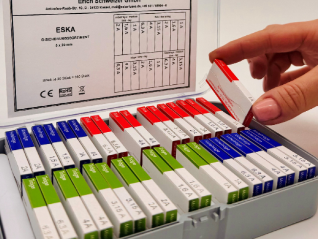 Neue ESKA-Sortimentskästen für Feinsicherungen